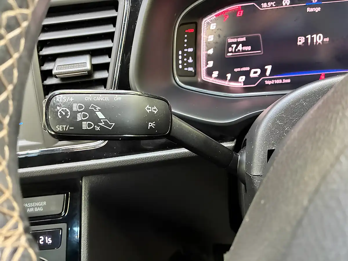 Used 2019 SEAT Leon Cupra 300 ST Blue - Interior and Exterior details 19