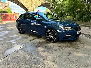 Used 2019 SEAT Leon Cupra 300 ST Blue - Interior and Exterior details 3