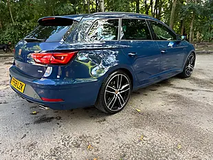 Used 2019 SEAT Leon Cupra 300 ST Blue - Interior and Exterior details 6