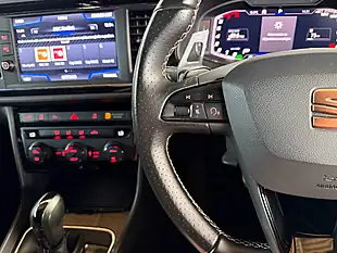 Used 2019 SEAT Leon Cupra Black - Interior and Exterior details 12