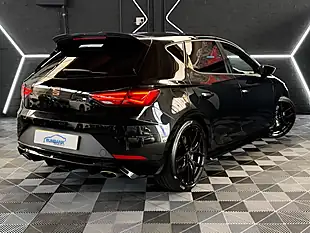 Used 2019 SEAT Leon Cupra Black - Interior and Exterior details 14
