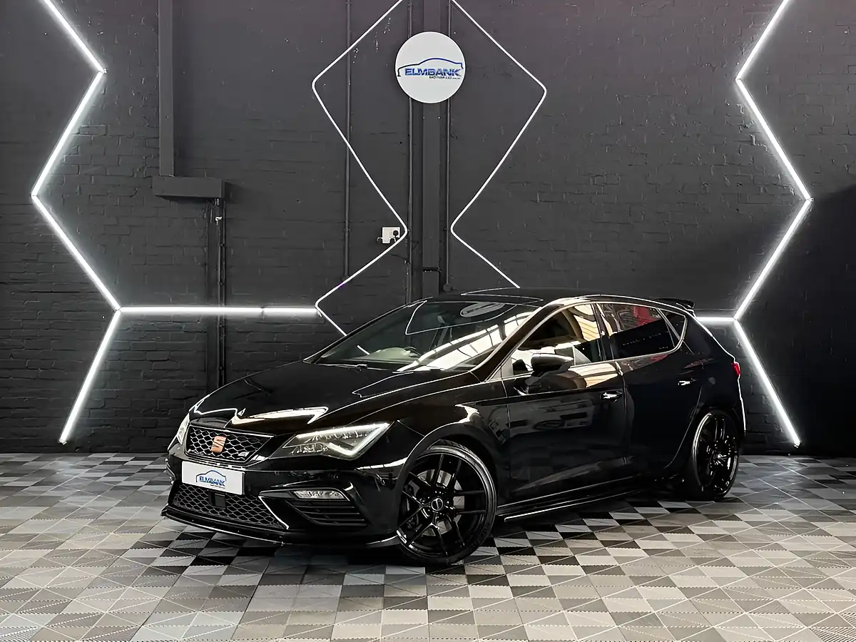Used 2019 SEAT Leon Cupra Black - Interior and Exterior details 2