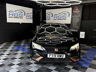 Used 2019 SEAT Leon Cupra Black - Interior and Exterior details 11
