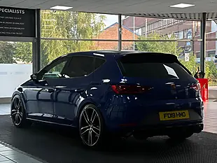 Used 2019 SEAT Leon Cupra Blue - Interior and Exterior details 10