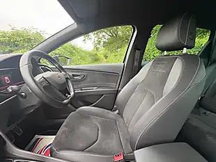 Used 2019 SEAT Leon Cupra Daytona Grey - Interior and Exterior details 13