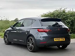 Used 2019 SEAT Leon Cupra Daytona Grey - Interior and Exterior details 6