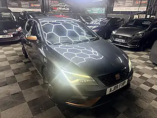 Used 2019 SEAT Leon Cupra Grey - Interior and Exterior details 11