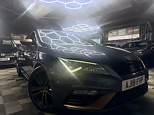 Used 2019 SEAT Leon Cupra Grey - Interior and Exterior details 2
