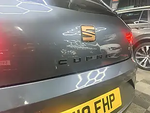 Used 2019 SEAT Leon Cupra Grey - Interior and Exterior details 8