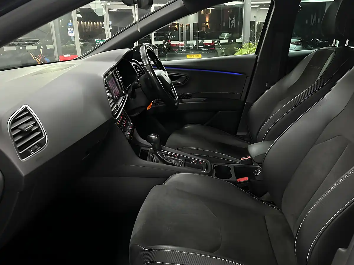 Used 2019 SEAT Leon Cupra Grey - Interior and Exterior details 19