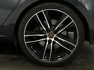 Used 2019 SEAT Leon Cupra Grey - Interior and Exterior details 8