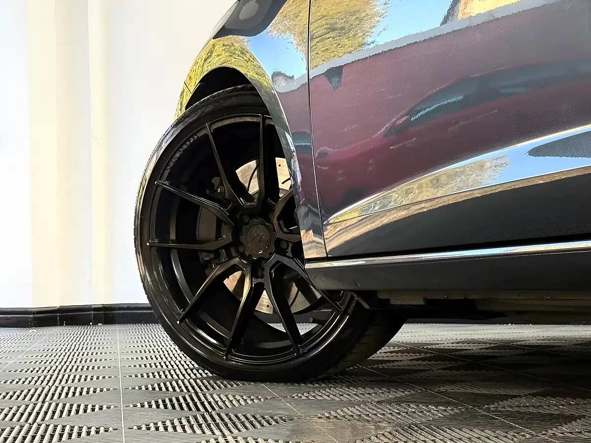 Used 2019 SEAT Leon Cupra Grey - Interior and Exterior details 5