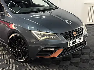 Used 2019 SEAT Leon Cupra Grey - Interior and Exterior details 8