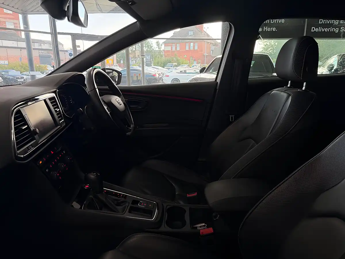 Used 2019 SEAT Leon Cupra Lux White - Interior and Exterior details 19