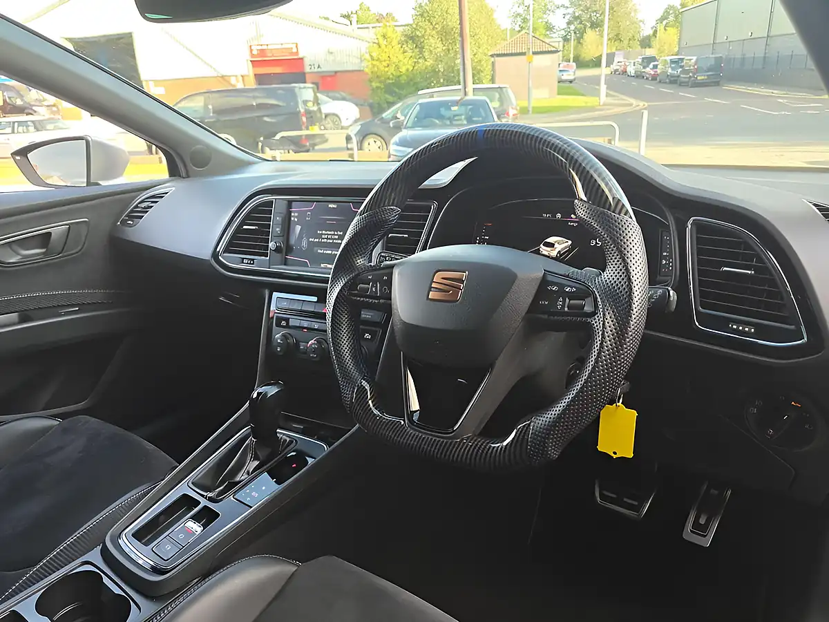 Used 2019 SEAT Leon Cupra Mystery Blue - Interior and Exterior details 12