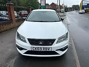 Used 2019 SEAT Leon Fr Black Edition White - Interior and Exterior details 12