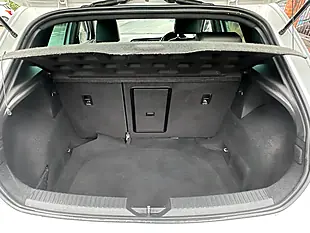 Used 2019 SEAT Leon Fr Black Edition White - Interior and Exterior details 13