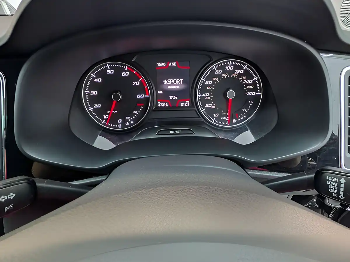 Used 2019 SEAT Leon Fr Black - Interior and Exterior details 11