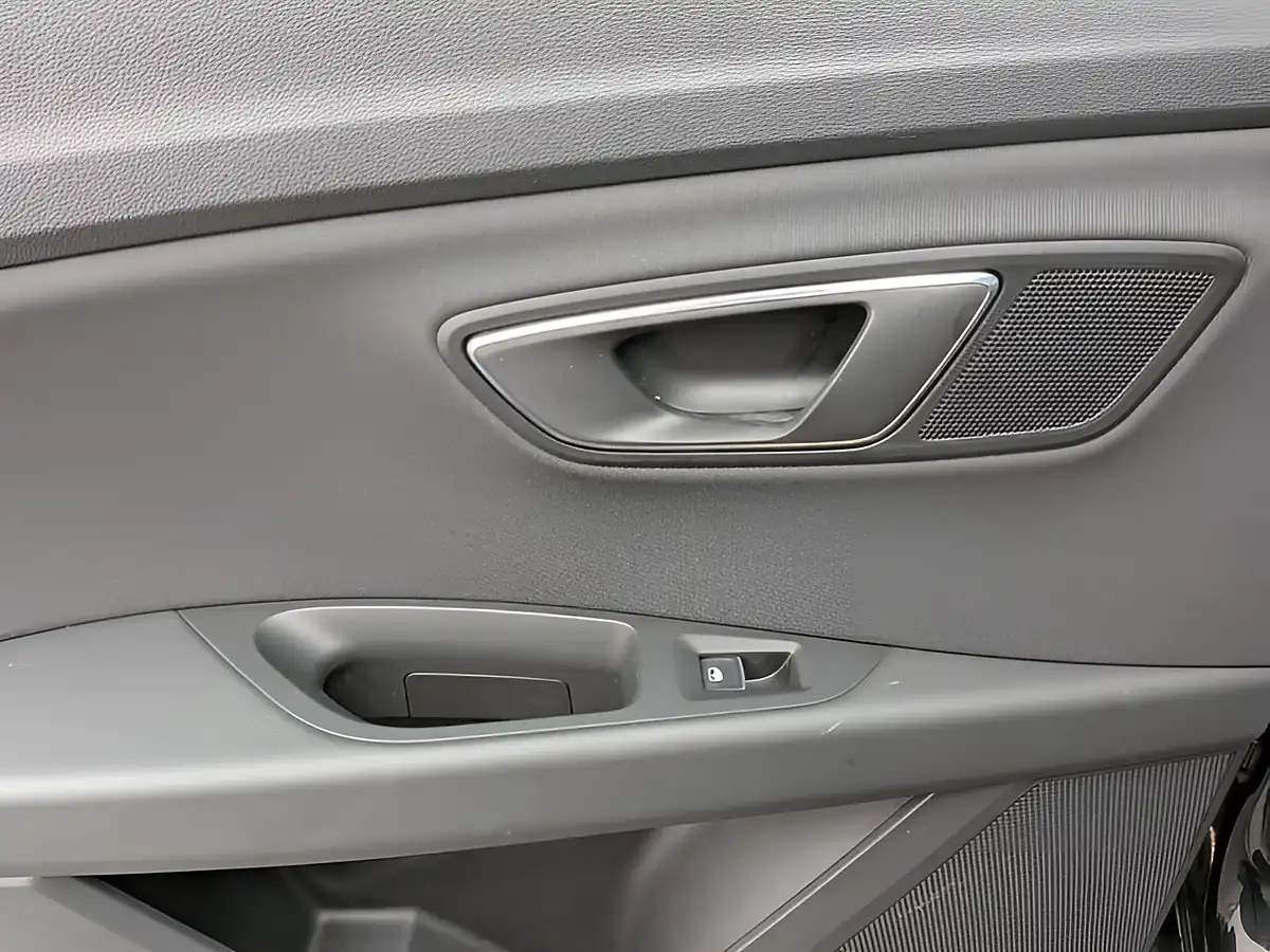 Used 2019 SEAT Leon Fr Black - Interior and Exterior details 18
