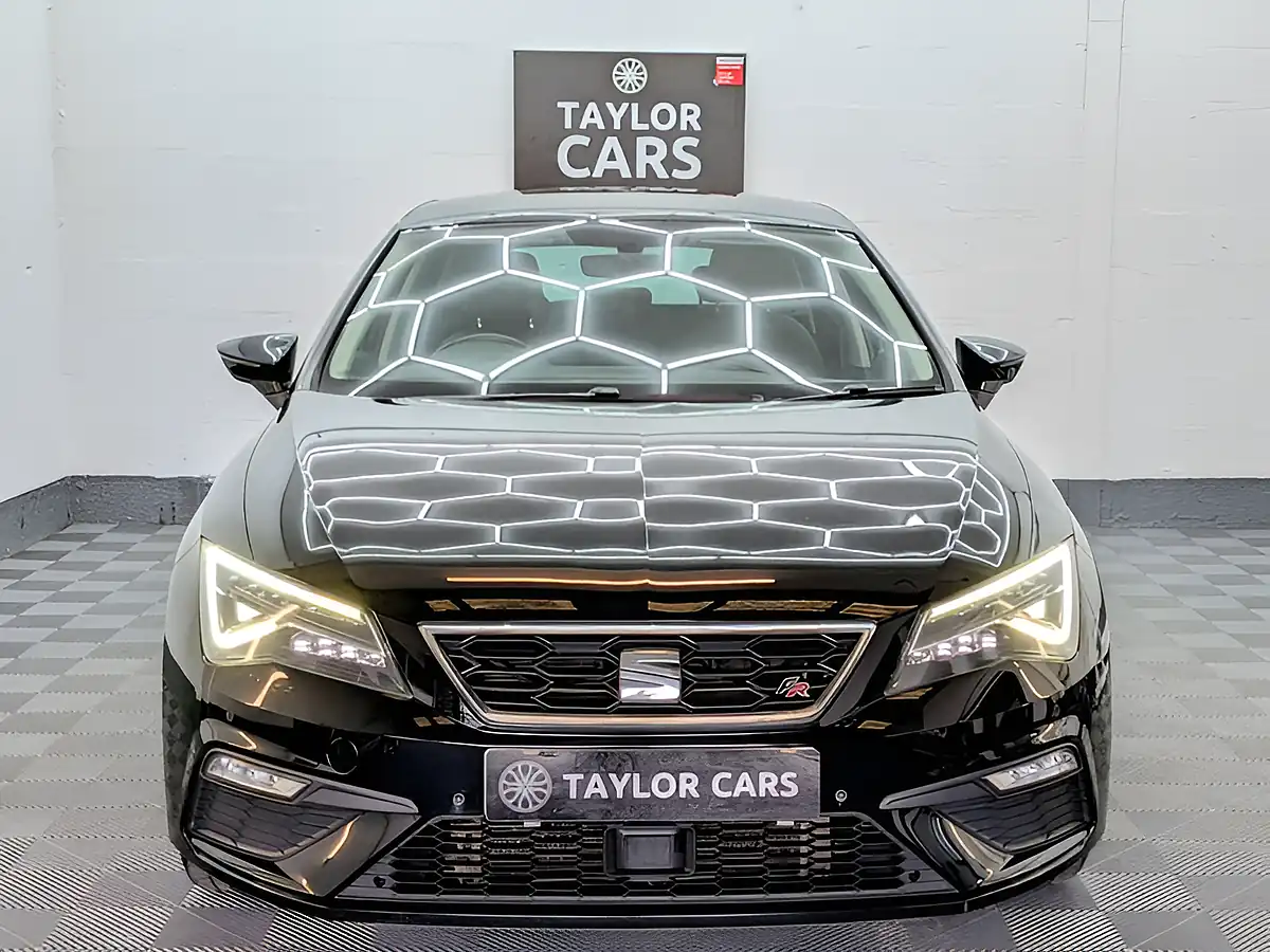 Used 2019 SEAT Leon Fr Black - Interior and Exterior details 2