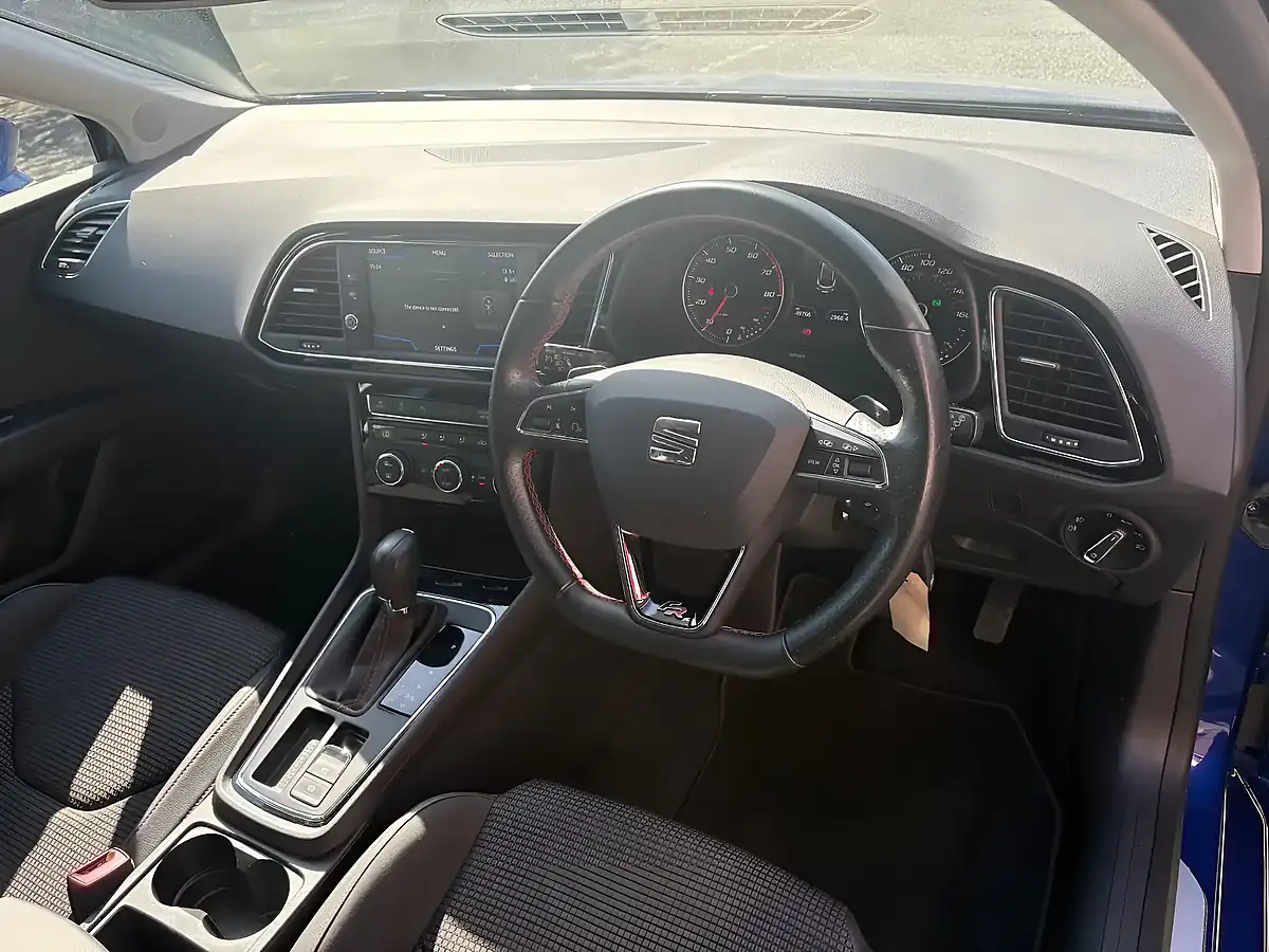 Used 2019 SEAT Leon Fr Blue - Interior and Exterior details 9