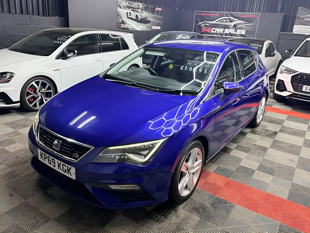 Used 2019 SEAT Leon Fr Blue - Interior and Exterior details 11