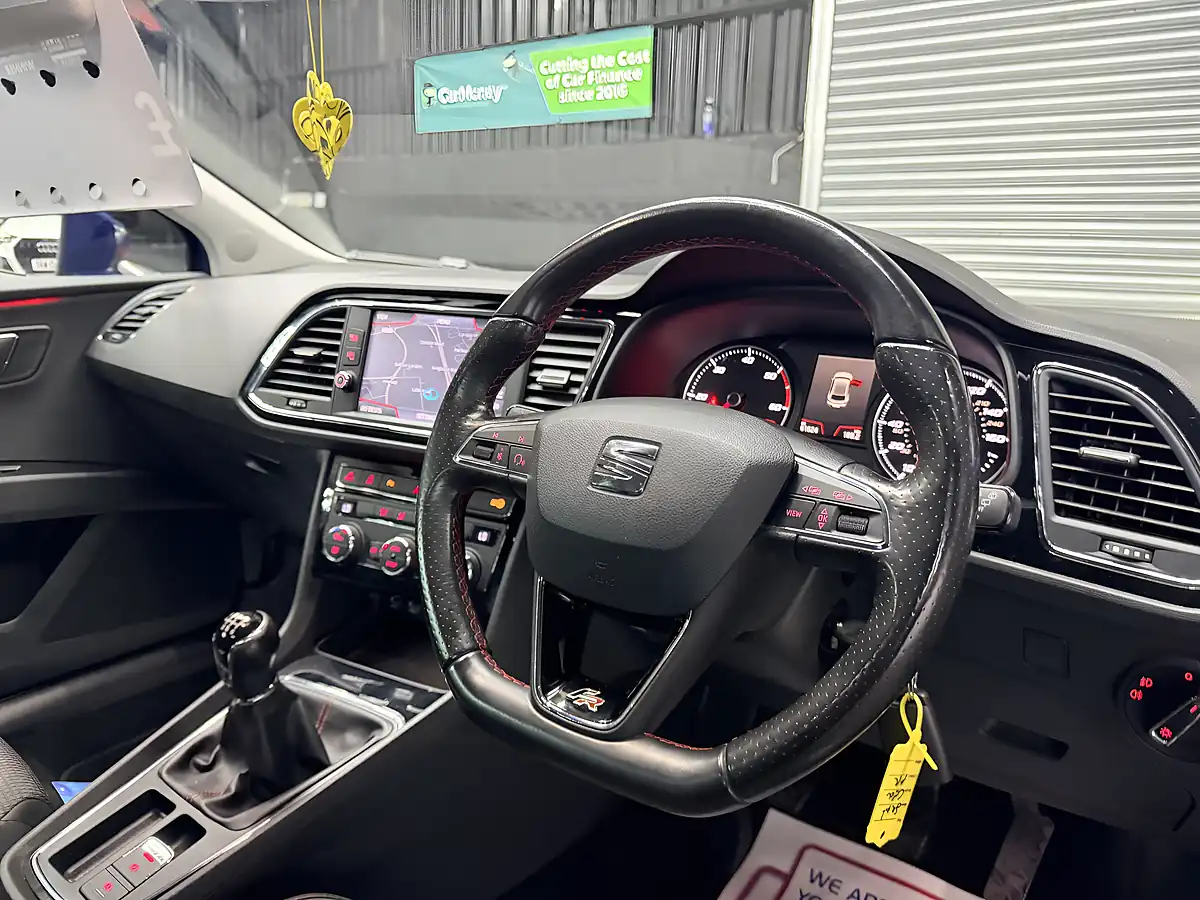 Used 2019 SEAT Leon Fr Blue - Interior and Exterior details 19