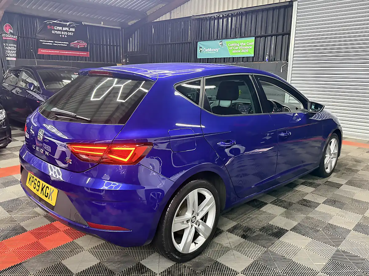 Used 2019 SEAT Leon Fr Blue - Interior and Exterior details 5