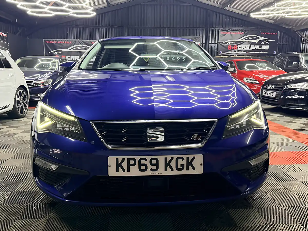 Used 2019 SEAT Leon Fr Blue - Interior and Exterior details 6