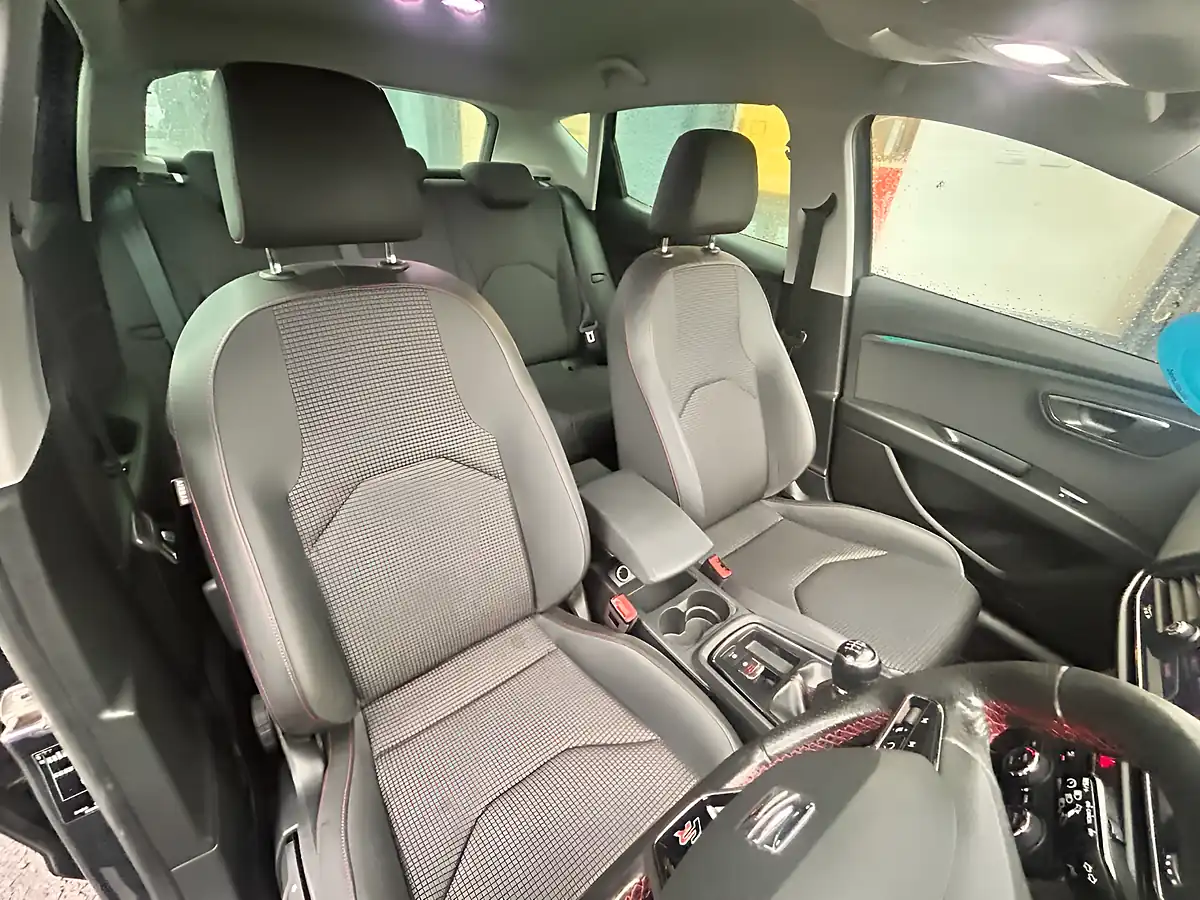 Used 2019 SEAT Leon Fr Grey - Interior and Exterior details 12
