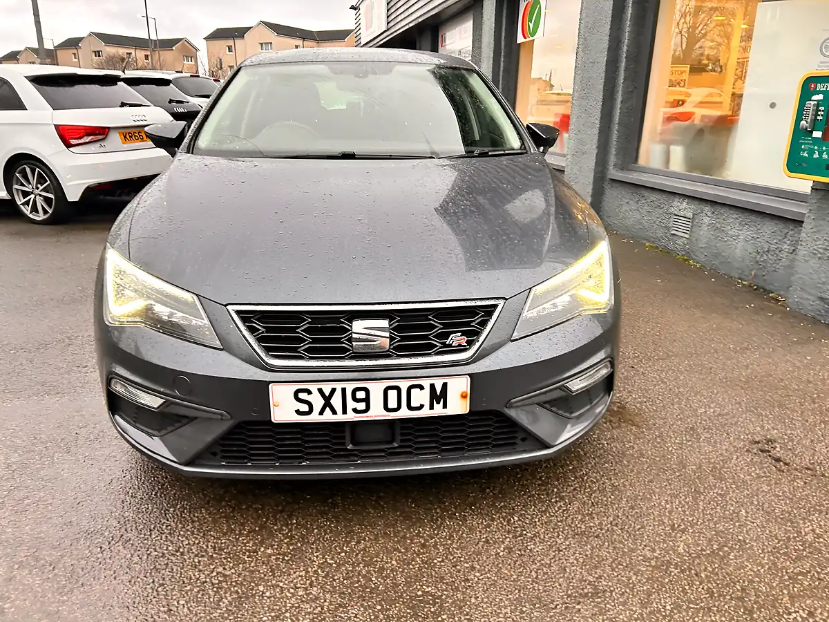 Used 2019 SEAT Leon Fr Grey - Interior and Exterior details 2