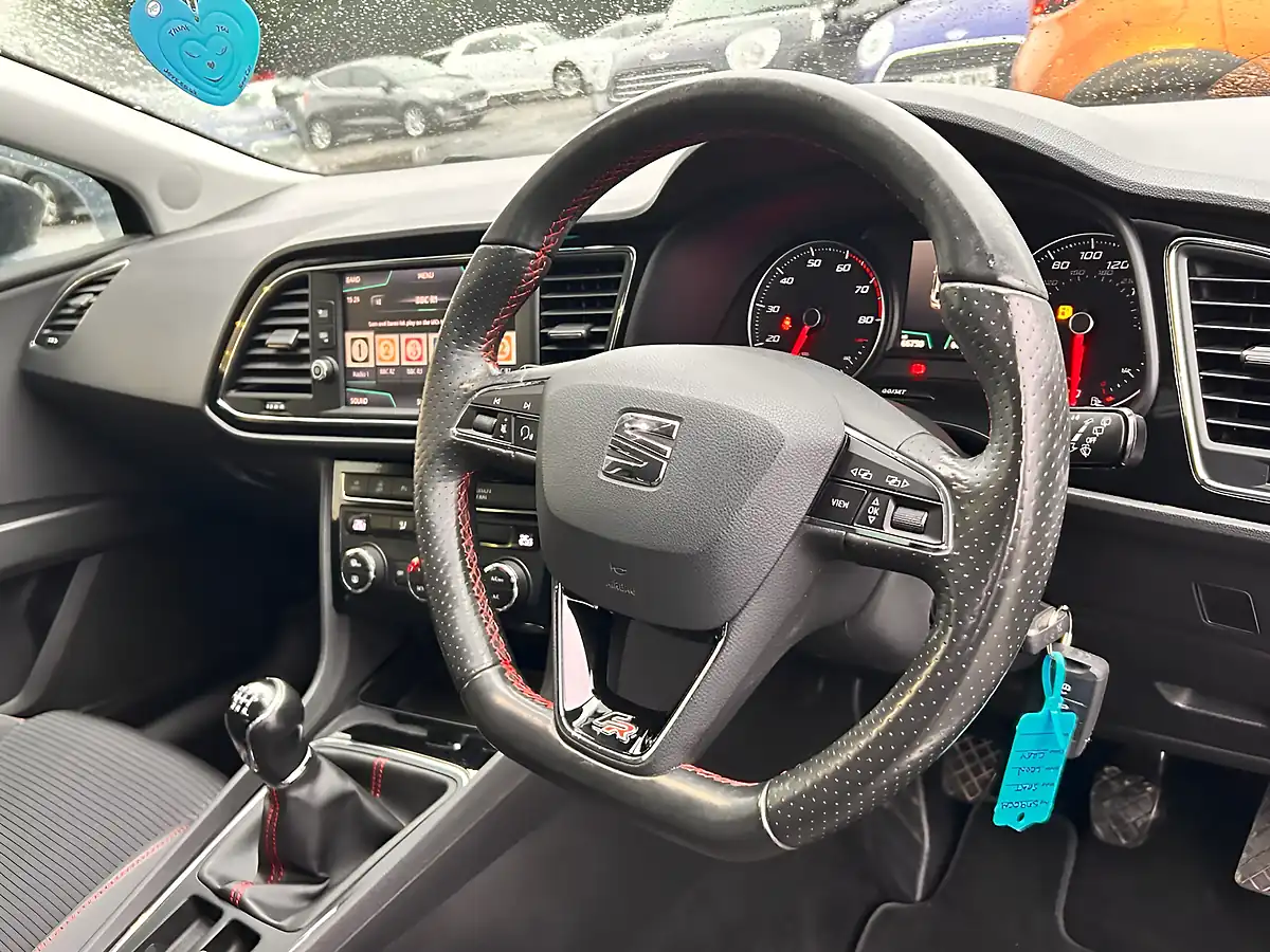 Used 2019 SEAT Leon Fr Grey - Interior and Exterior details 5