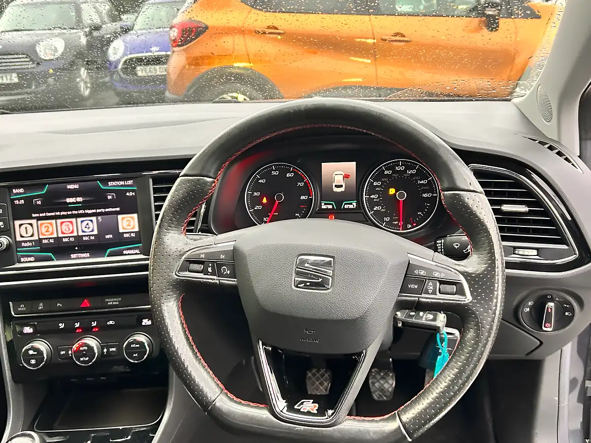 Used 2019 SEAT Leon Fr Grey - Interior and Exterior details 6