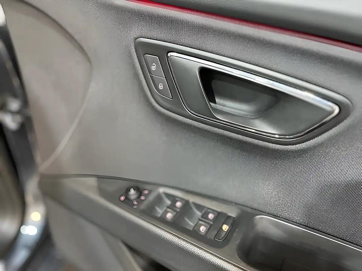 Used 2019 SEAT Leon Fr Grey - Interior and Exterior details 15