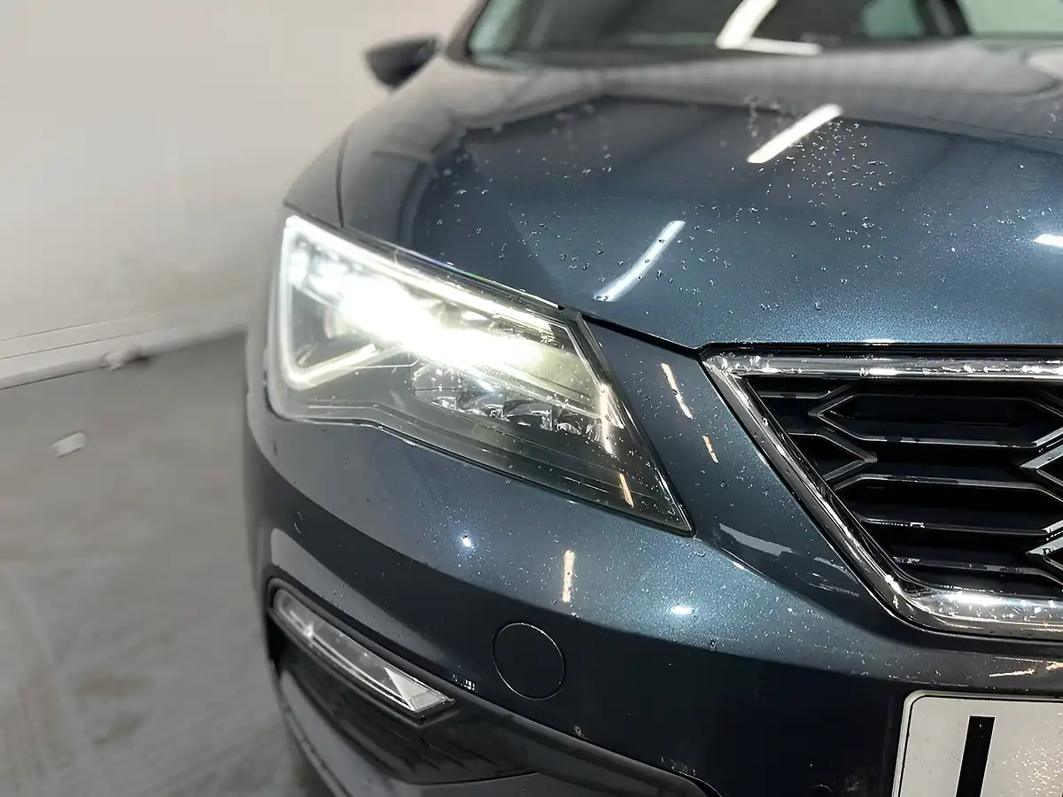 Used 2019 SEAT Leon Fr Grey - Interior and Exterior details 5