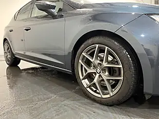 Used 2019 SEAT Leon Fr Grey - Interior and Exterior details 7