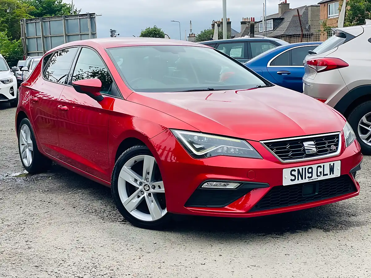Used 2019 SEAT Leon Fr Red - Front View