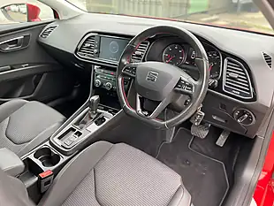 Used 2019 SEAT Leon Fr Red - Interior and Exterior details 12