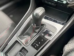 Used 2019 SEAT Leon Fr Red - Interior and Exterior details 5