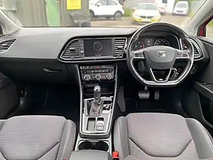 Used 2019 SEAT Leon Fr Red - Interior and Exterior details 6