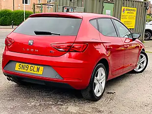 Used 2019 SEAT Leon Fr Red - Interior and Exterior details 8