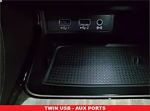 Used 2019 SEAT Leon Fr Sport Blue - Interior and Exterior details 12