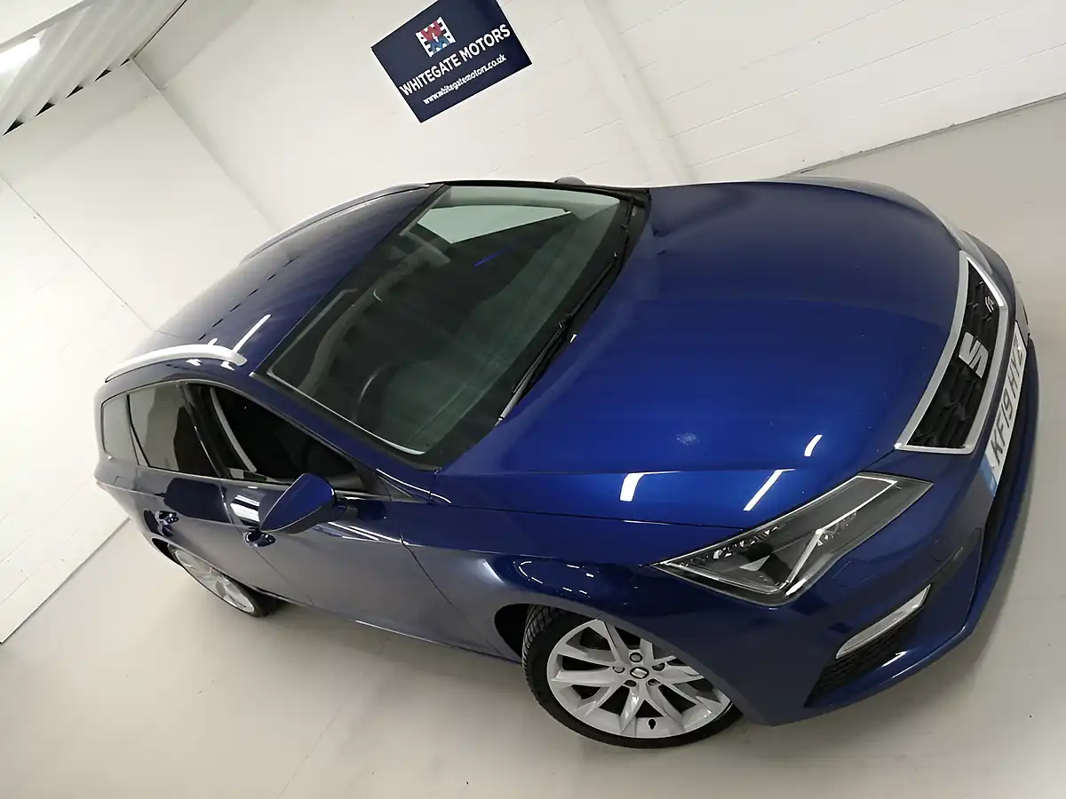 Used 2019 SEAT Leon Fr Sport Blue - Interior and Exterior details 13