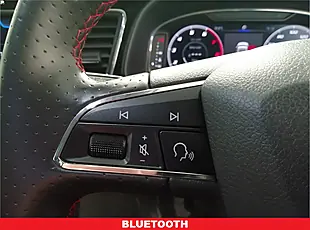 Used 2019 SEAT Leon Fr Sport Blue - Interior and Exterior details 8