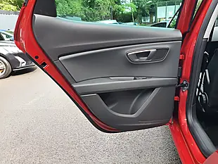 Used 2019 SEAT Leon Fr Sport Red - Interior and Exterior details 13