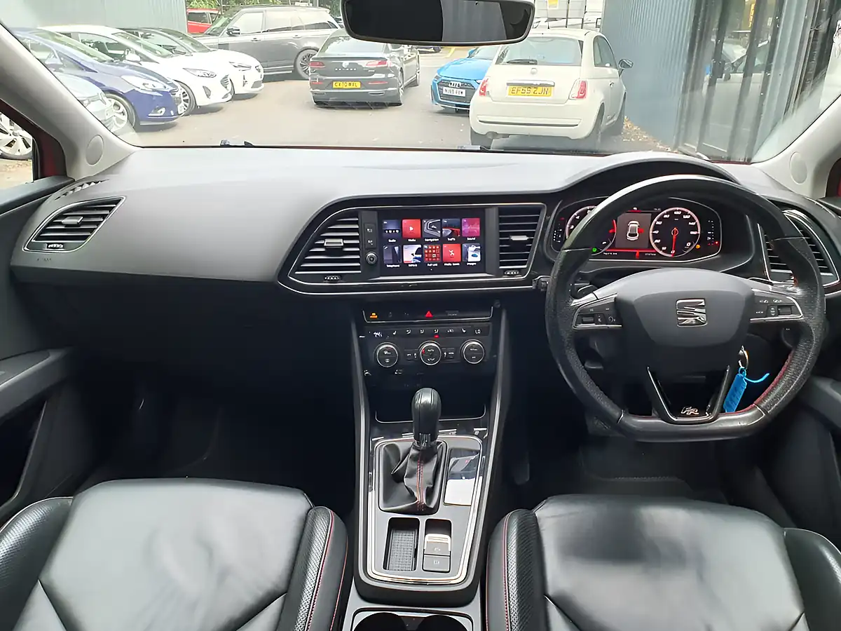 Used 2019 SEAT Leon Fr Sport Red - Interior and Exterior details 2