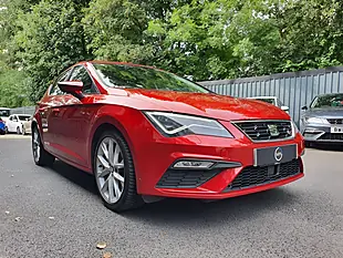 Used 2019 SEAT Leon Fr Sport Red - Interior and Exterior details 7