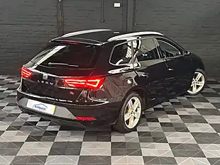 Used 2019 SEAT Leon Fr ST White - Interior and Exterior details 19