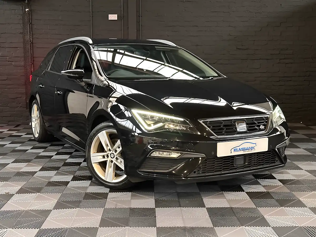 Used 2019 SEAT Leon Fr ST White - Interior and Exterior details 9