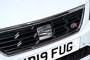 Used 2019 SEAT Leon Fr ST White - Interior and Exterior details 19